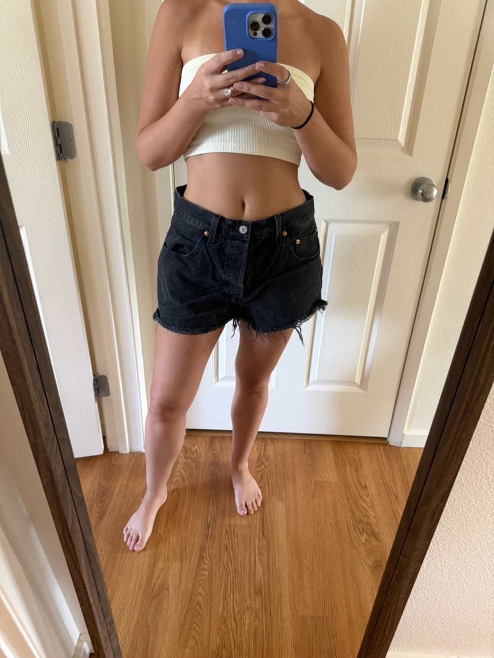 Levi’s 501 black shorts 31